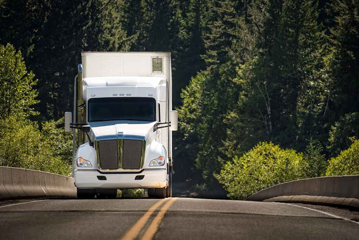 semi truck towing